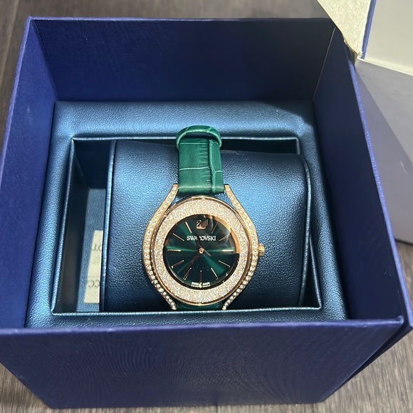 Swarovski watch main image 5
